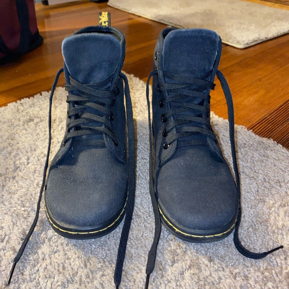 ❤️ Dr. Marten High Tops